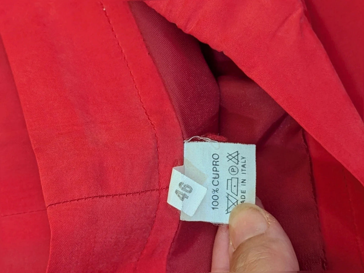Made in Italy red skirt suit, short sleeve jacket with gold jewel buttons, 100% Cupro.