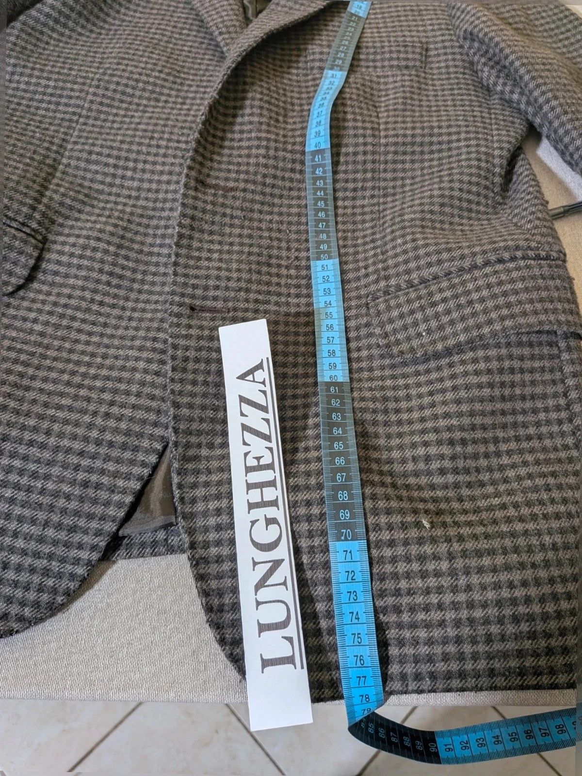 Fusaro grey blazer houndstooth pattern 100% wool with AMF stitching details.