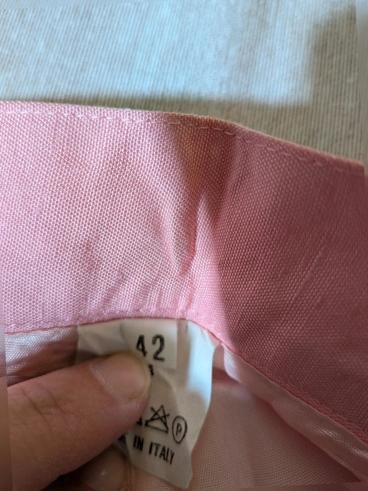 Anna Gasparri pink skirt suit with structured fabric and gold buttons, vintage 80s/90s style.