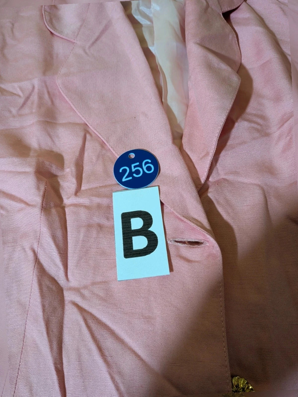 Anna Gasparri pink skirt suit with structured fabric and gold buttons, vintage 80s/90s style.