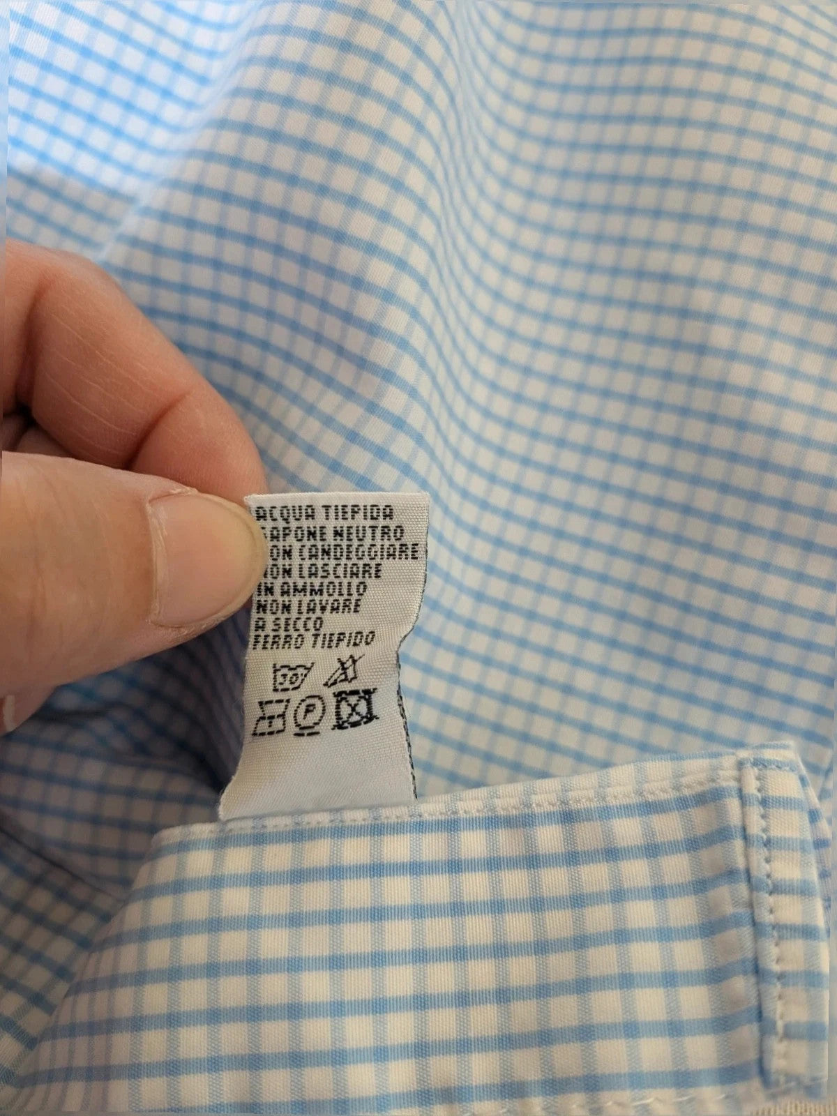Furstenberg blue striped shirt 100% cotton with distinctive check pattern.