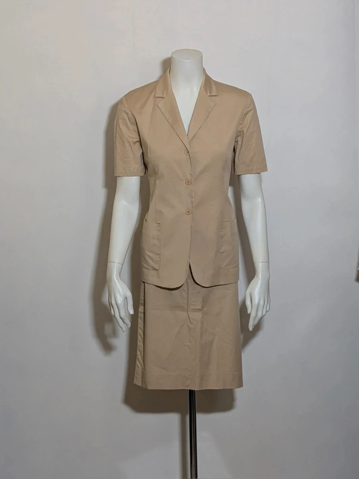 Les Deux beige skirt suit with tailored finish and quality cotton-lycra blend.