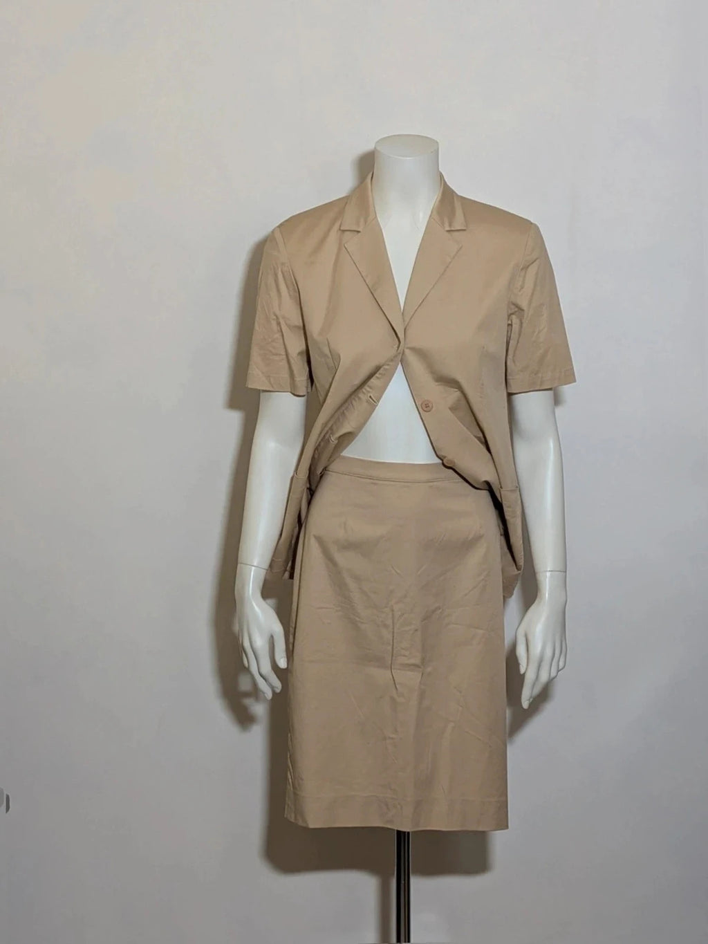 Les Deux beige skirt suit with tailored finish and quality cotton-lycra blend.