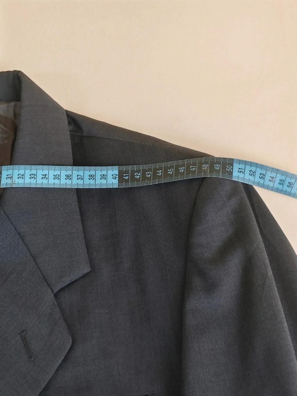 Marlane navy three-piece suit, classic cut jacket, five-button vest, high-quality wool.