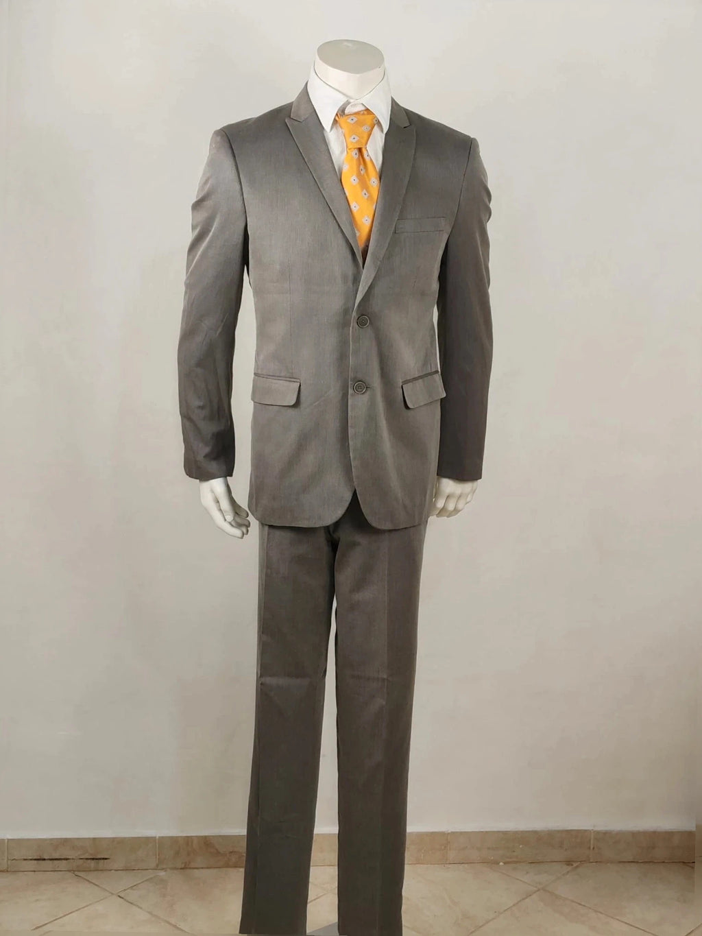 Conbipel grey jacket with refined cut, made of cotton-polyester blend, excellent condition.