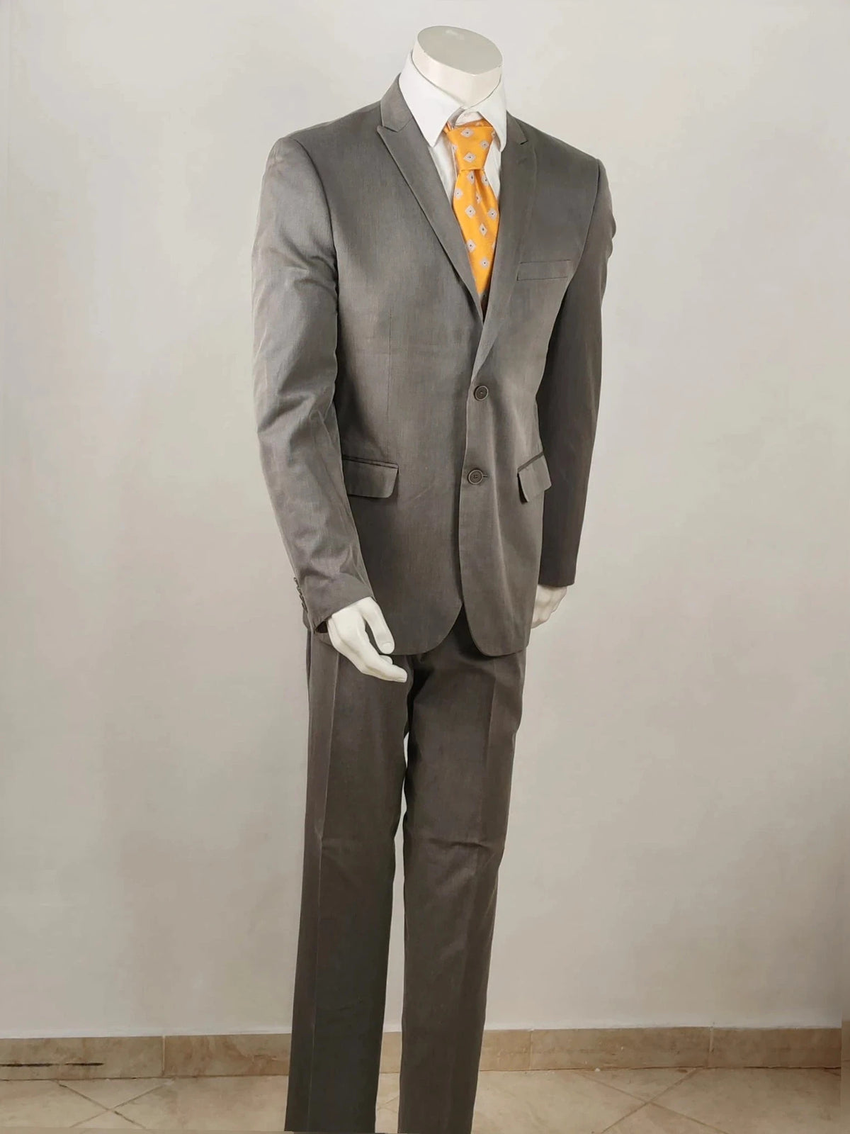 Conbipel grey jacket with refined cut, made of cotton-polyester blend, excellent condition.