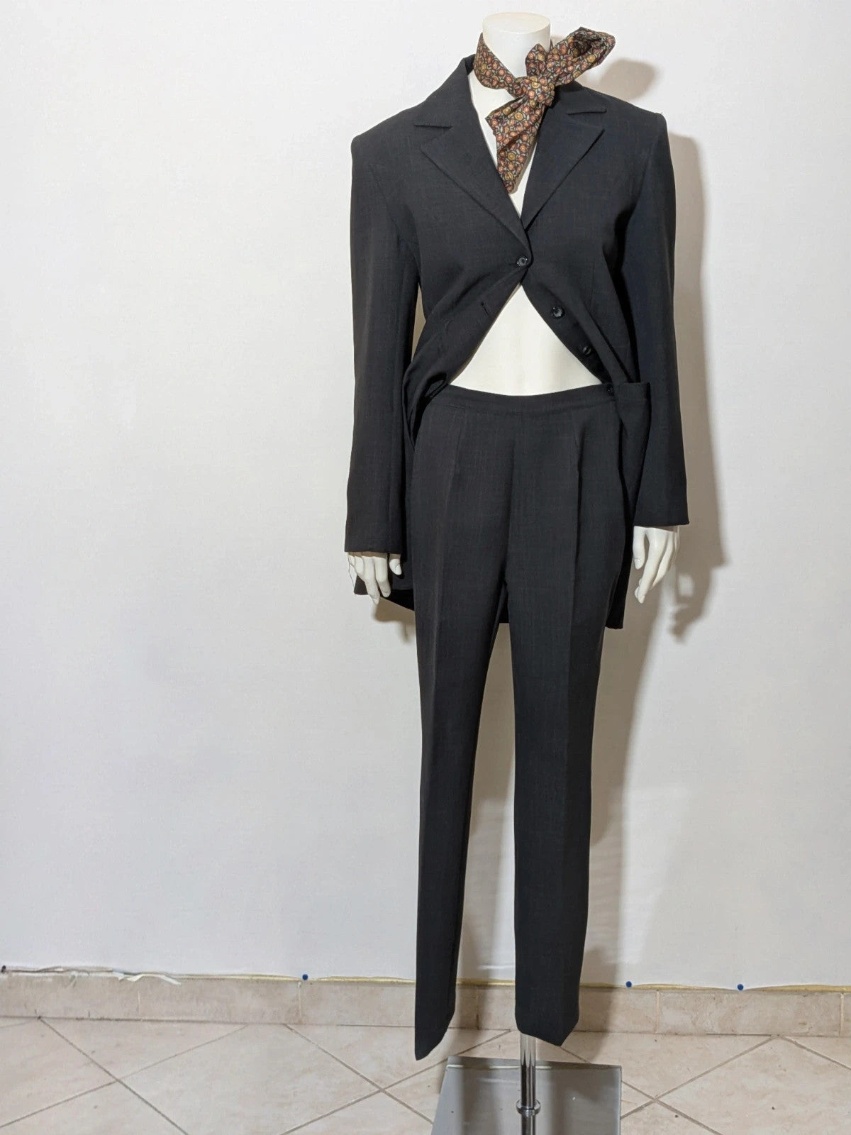Pheder Studio grey vintage suit with long jacket and tailored pants, excellent condition.