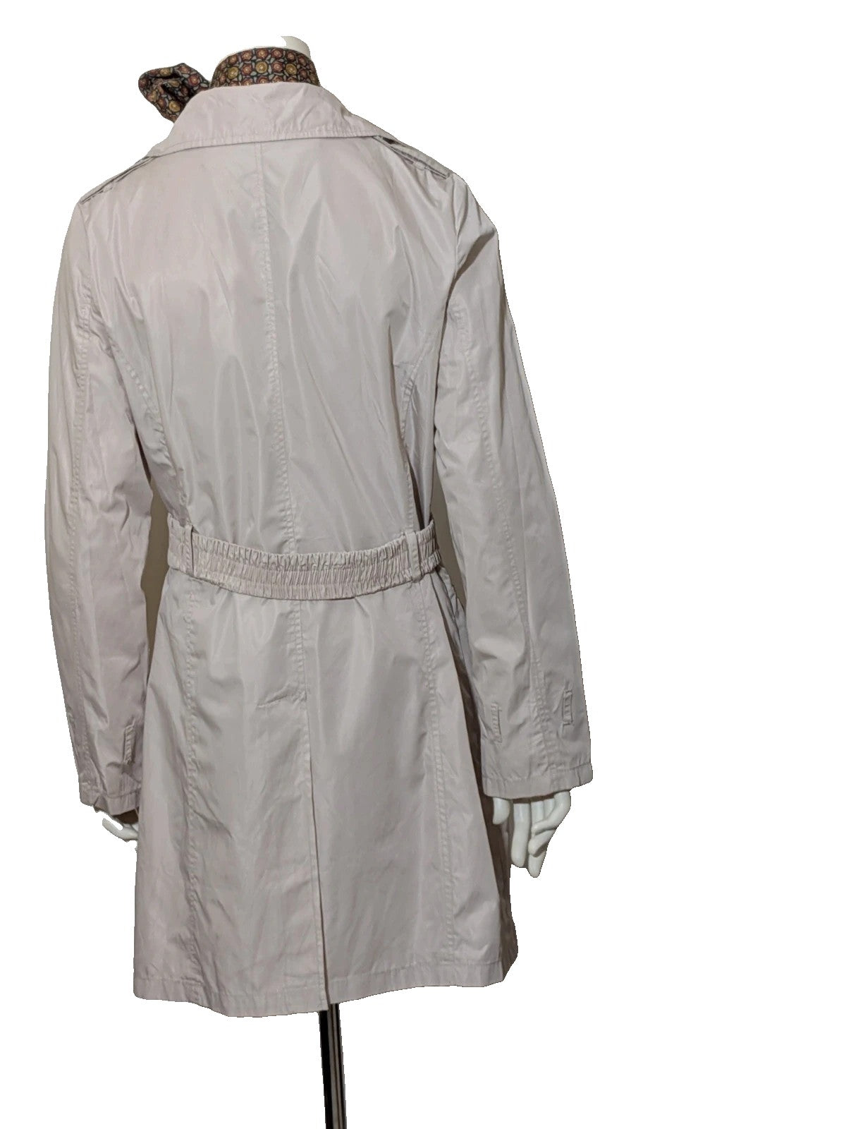 Maps Girl beige trench coat lightweight double-breasted buttons, structured shoulders, adjustable waist belt.