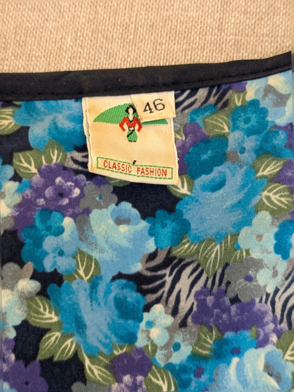 M-Made in Italy floral blazer blue and black with balloon sleeves and gold buttons.