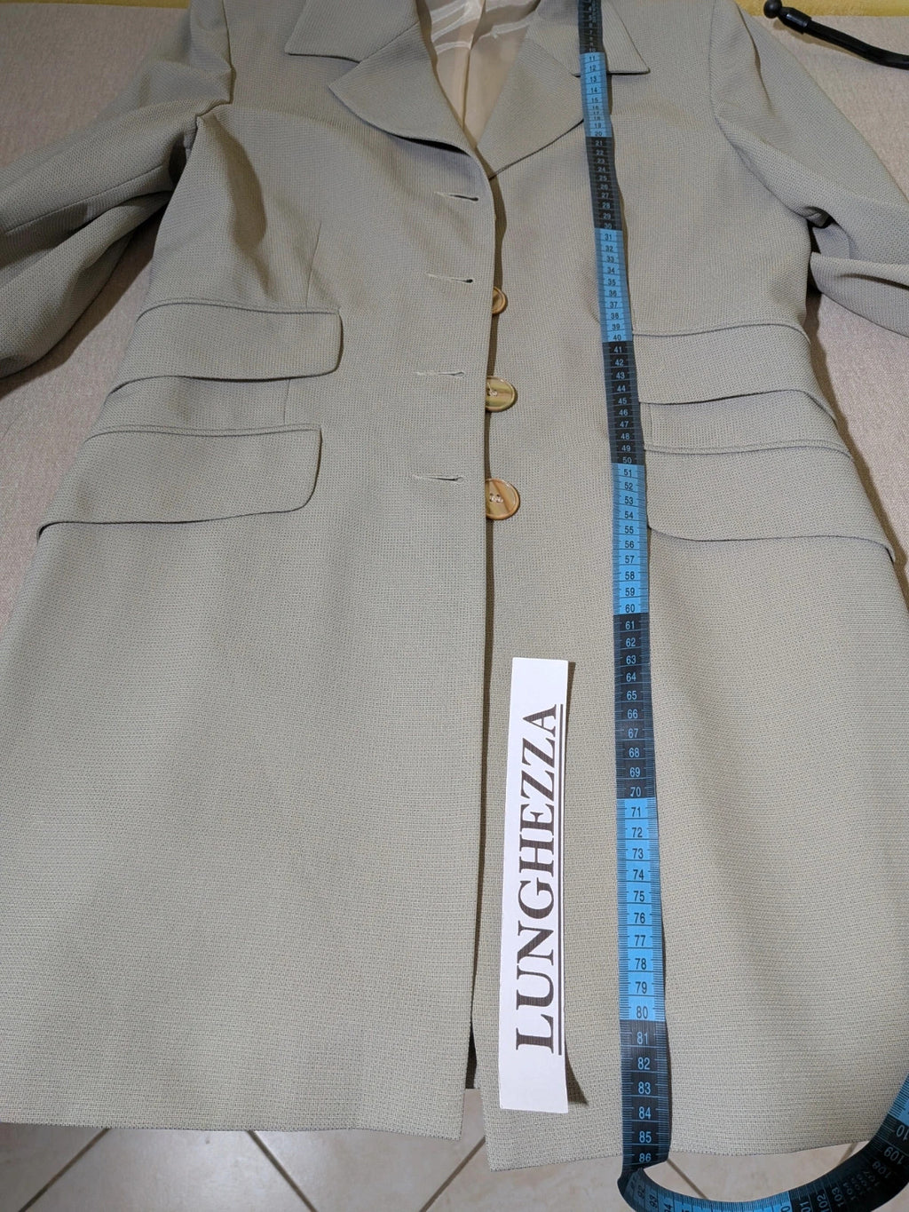 M-Made in Italy grey skirt suit with long jacket, short-sleeve dress, pearl buttons.