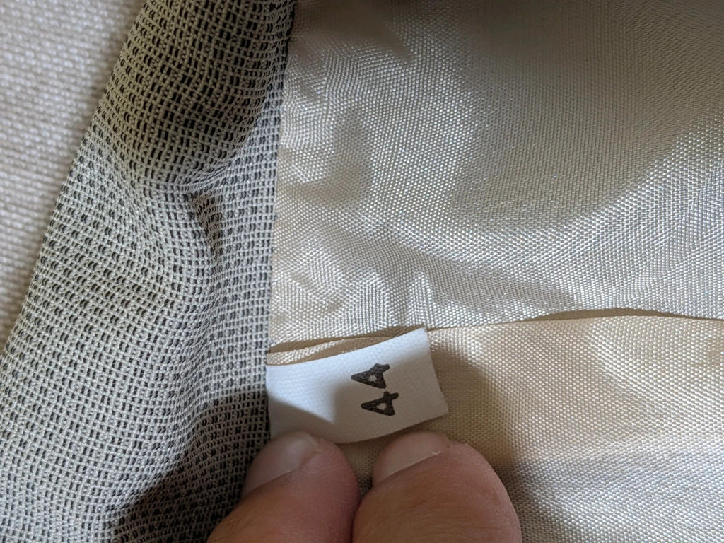 M-Made in Italy grey skirt suit with long jacket, short-sleeve dress, pearl buttons.