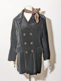 Estasy FIRENZE black double-breasted coat in soft velvet with contrast buttons and pockets.