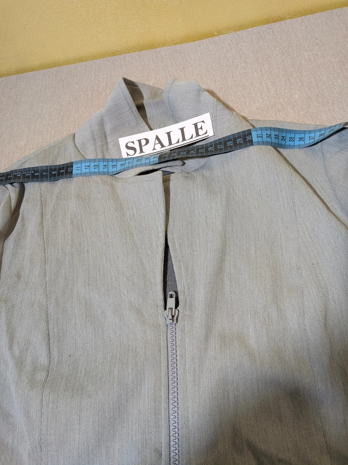 M-Made in Italy grey skirt suit with zip jacket, classic lapel, pencil skirt design.