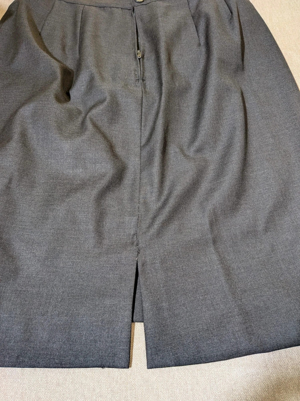 Cherie de Paris grey blazer and skirt suit, structured fit, gold button details, 100% wool.