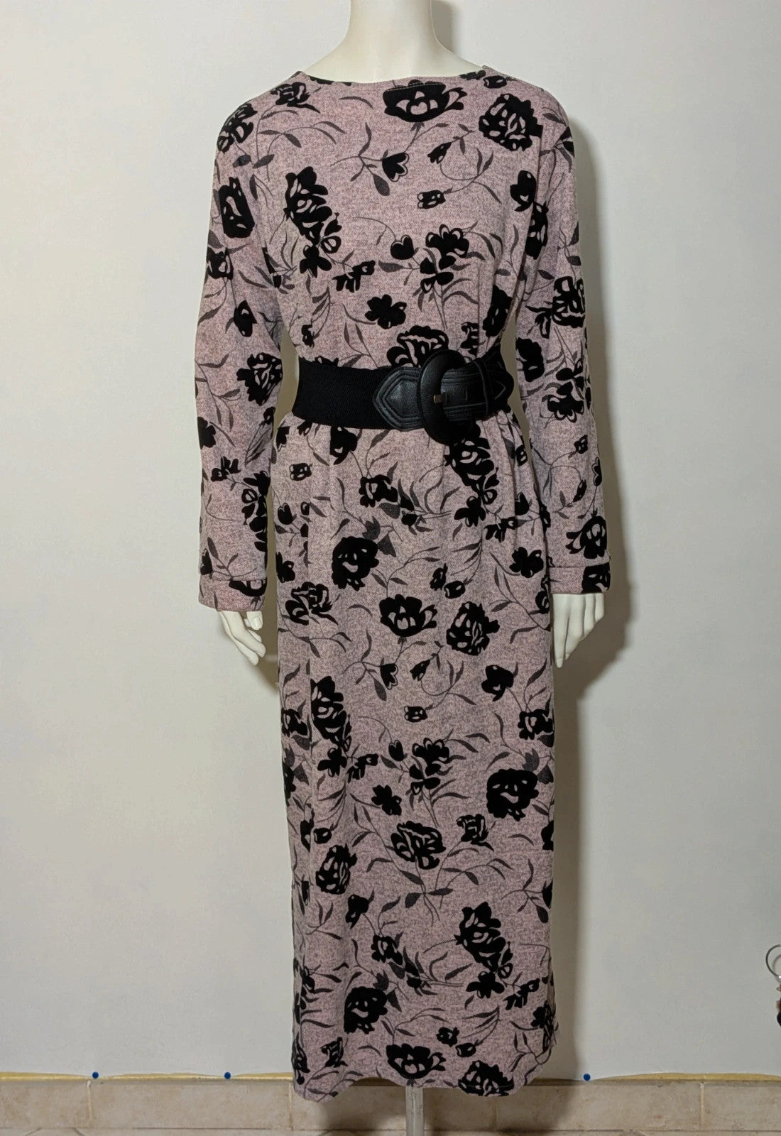 Made in Italy floral black and pink long dress and cardigan set, soft polyester blend.