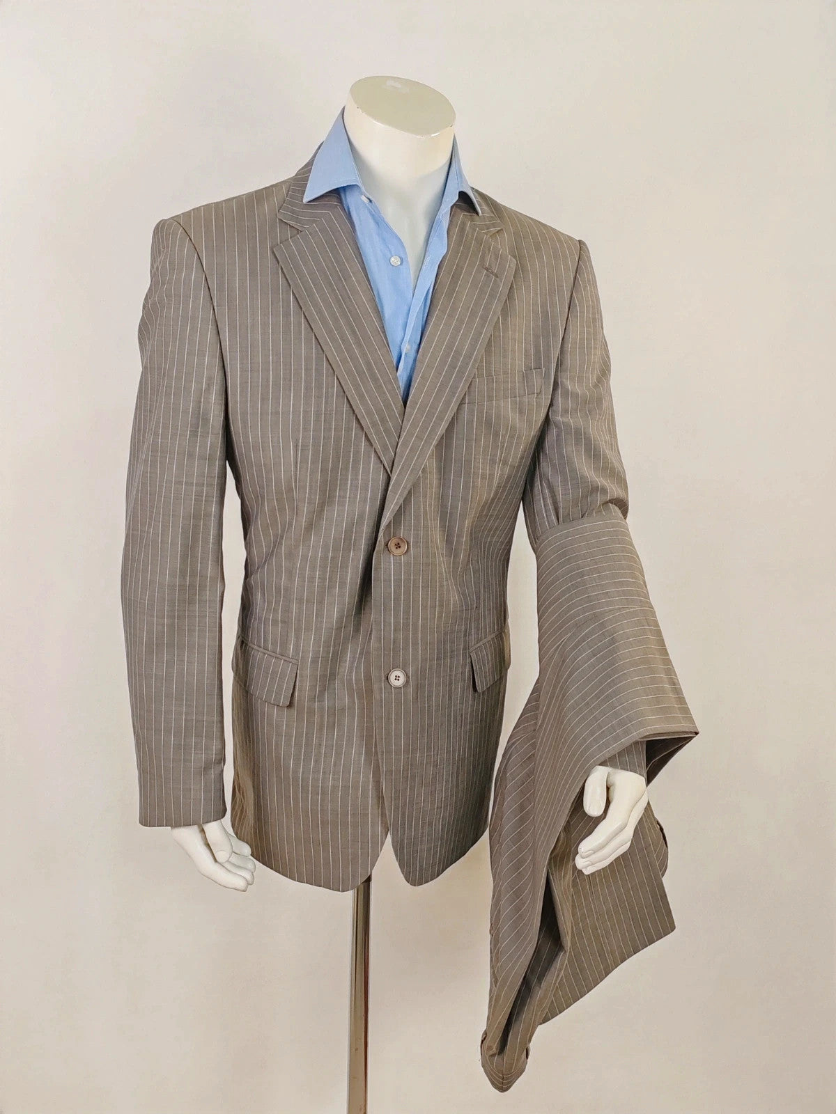 Zara Man brown suit jacket and pants, 100% wool, vertical pinstripe pattern.