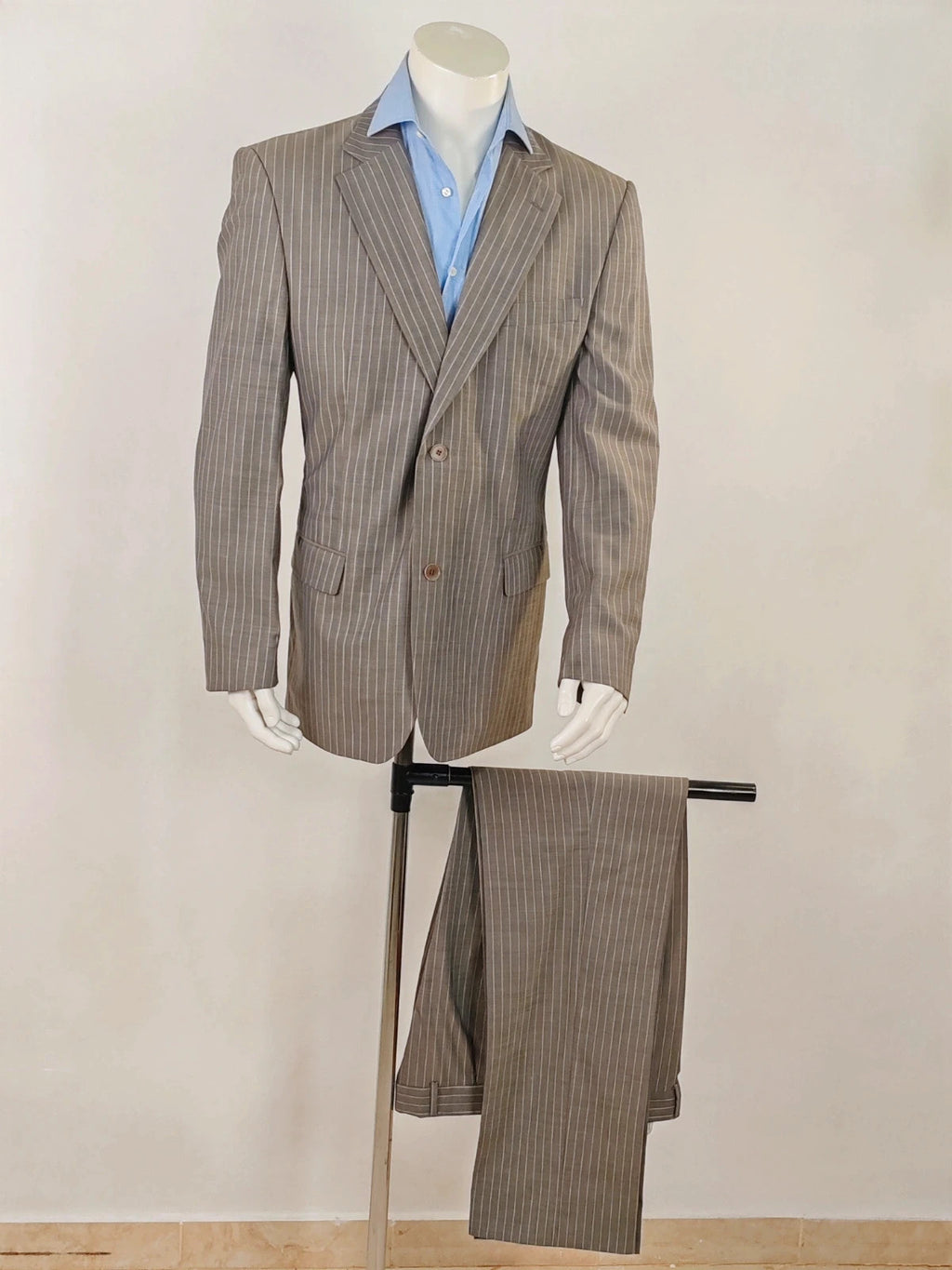 Zara Man brown suit jacket and pants, 100% wool, vertical pinstripe pattern.