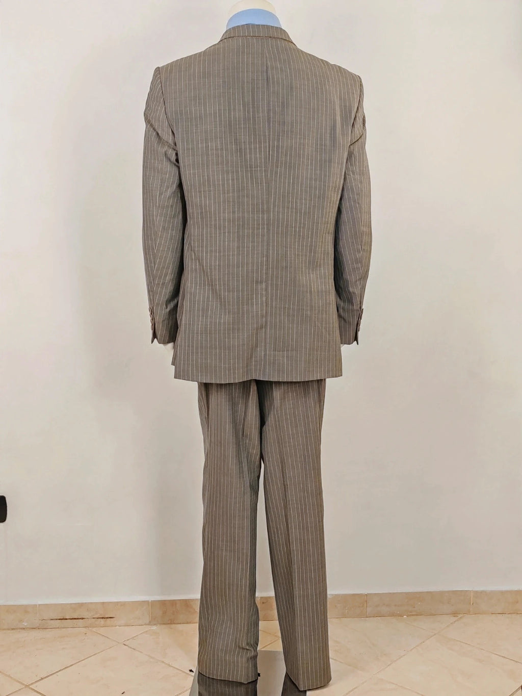 Zara Man brown suit jacket and pants, 100% wool, vertical pinstripe pattern.