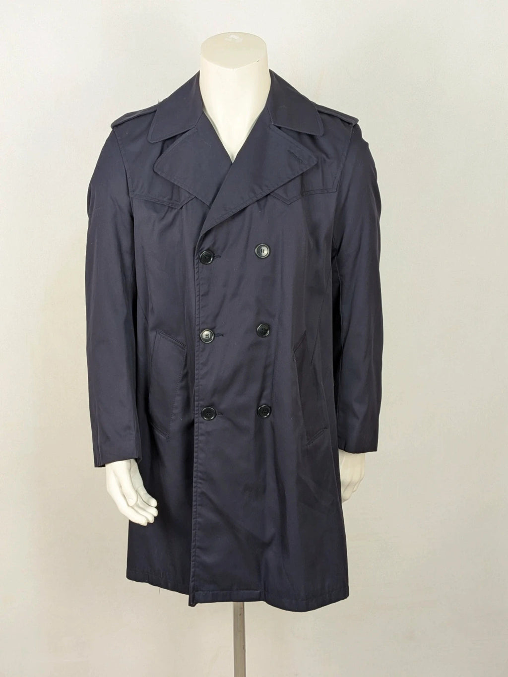 Trench navy jacket vintage 1989 military style double-breasted with epaulettes and large lapels.