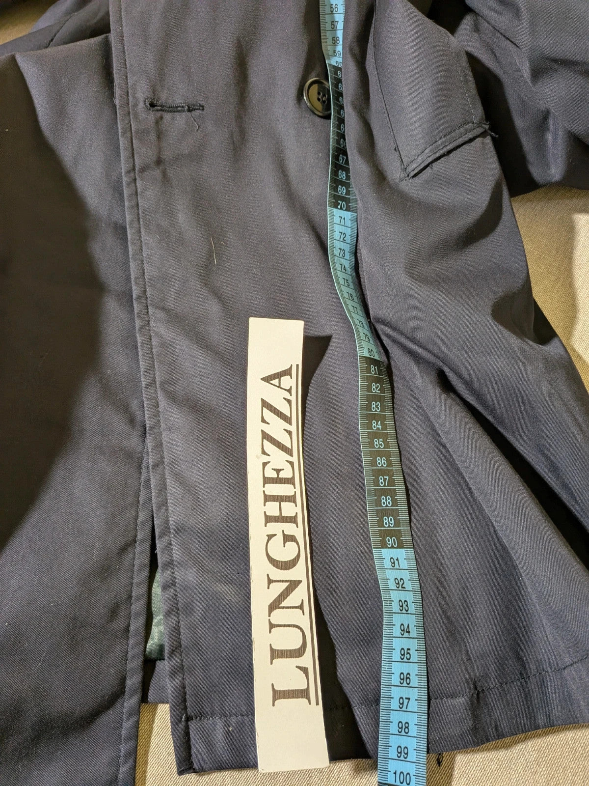 Trench navy jacket vintage 1989 military style double-breasted with epaulettes and large lapels.