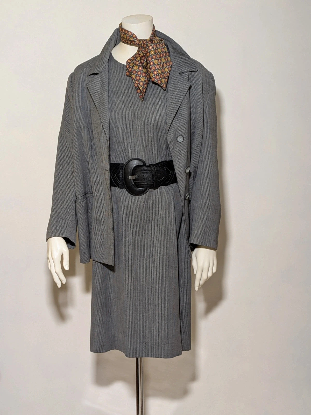 Completo donna vintage grigio giacca e abito - foto 1