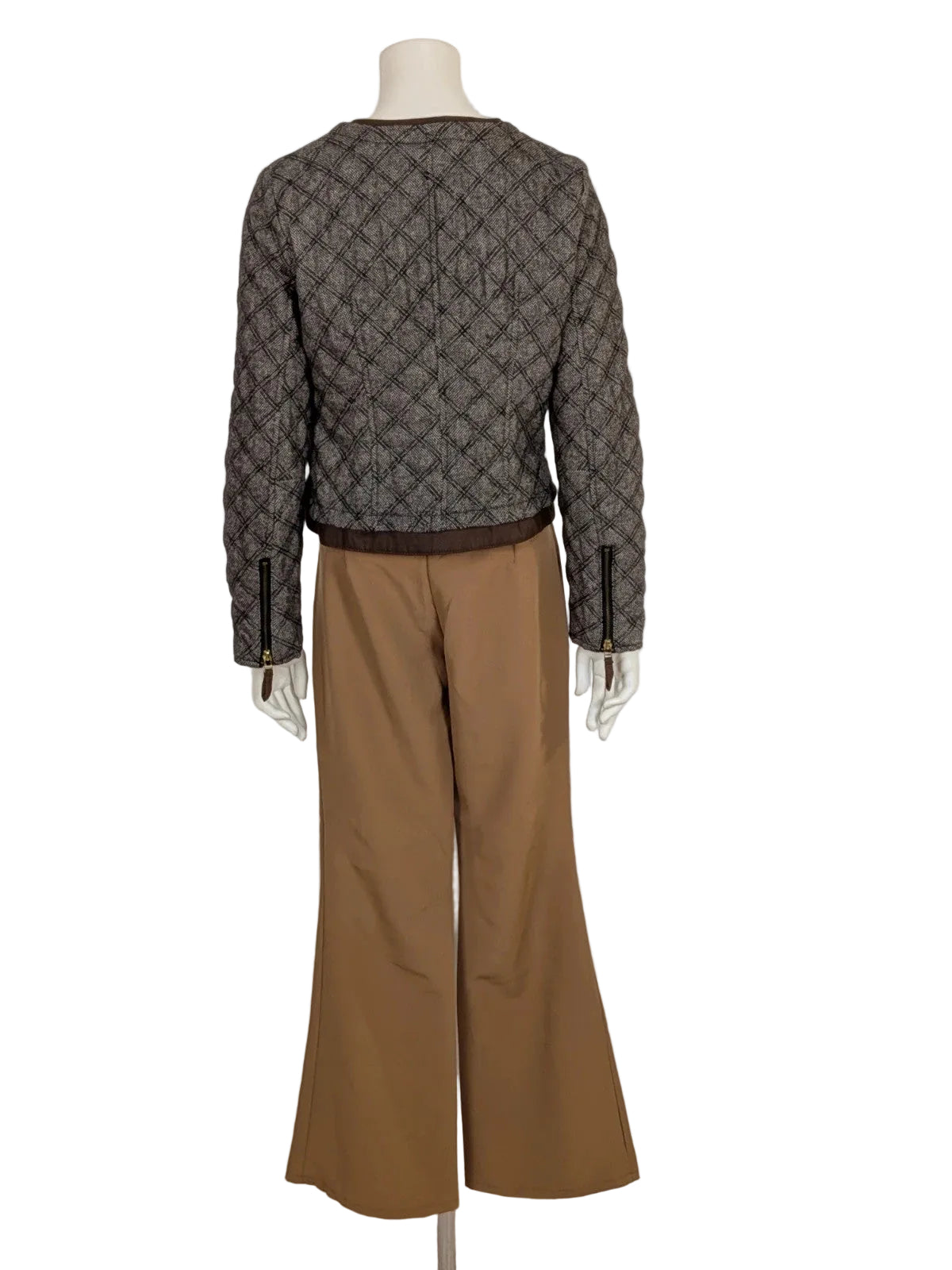 Zara Basic brown pants with flared cut, quilted jacket, gold zipper details.