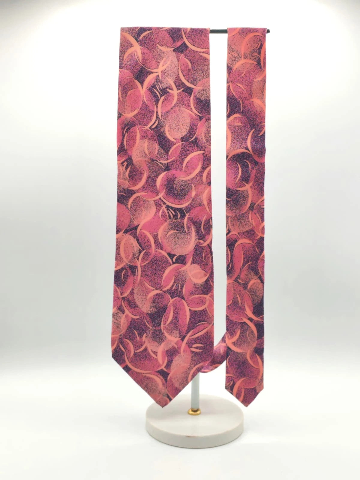 Cravatta vintage Dino Erre in seta rosa e viola, fantasia geometrica - foto 3