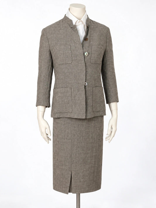 PENNYBLACK grey skirt suit with structured collar jacket and chic pencil skirt.