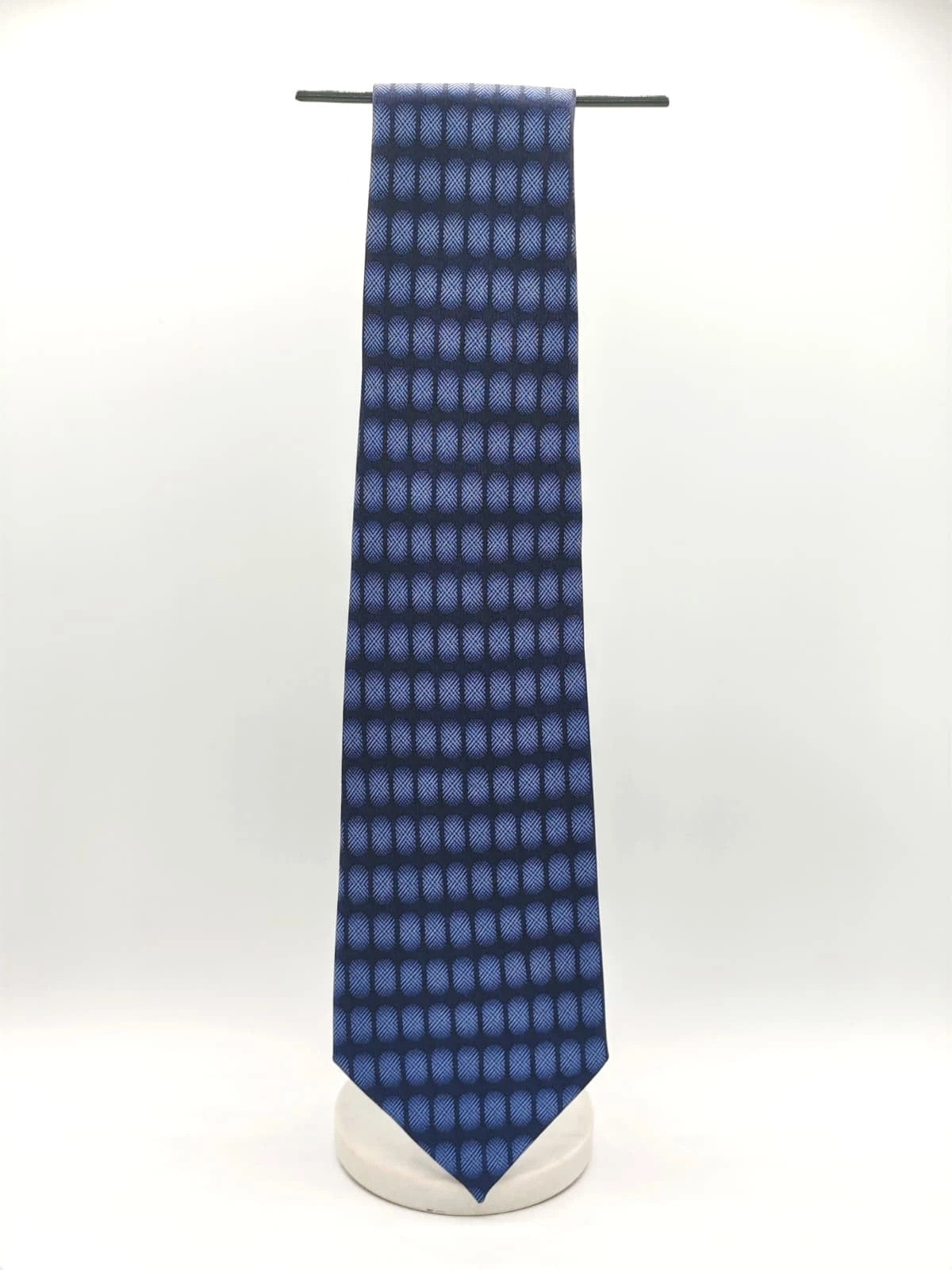 Vintage Dressing blue tie geometric oval pattern 100% silk label
