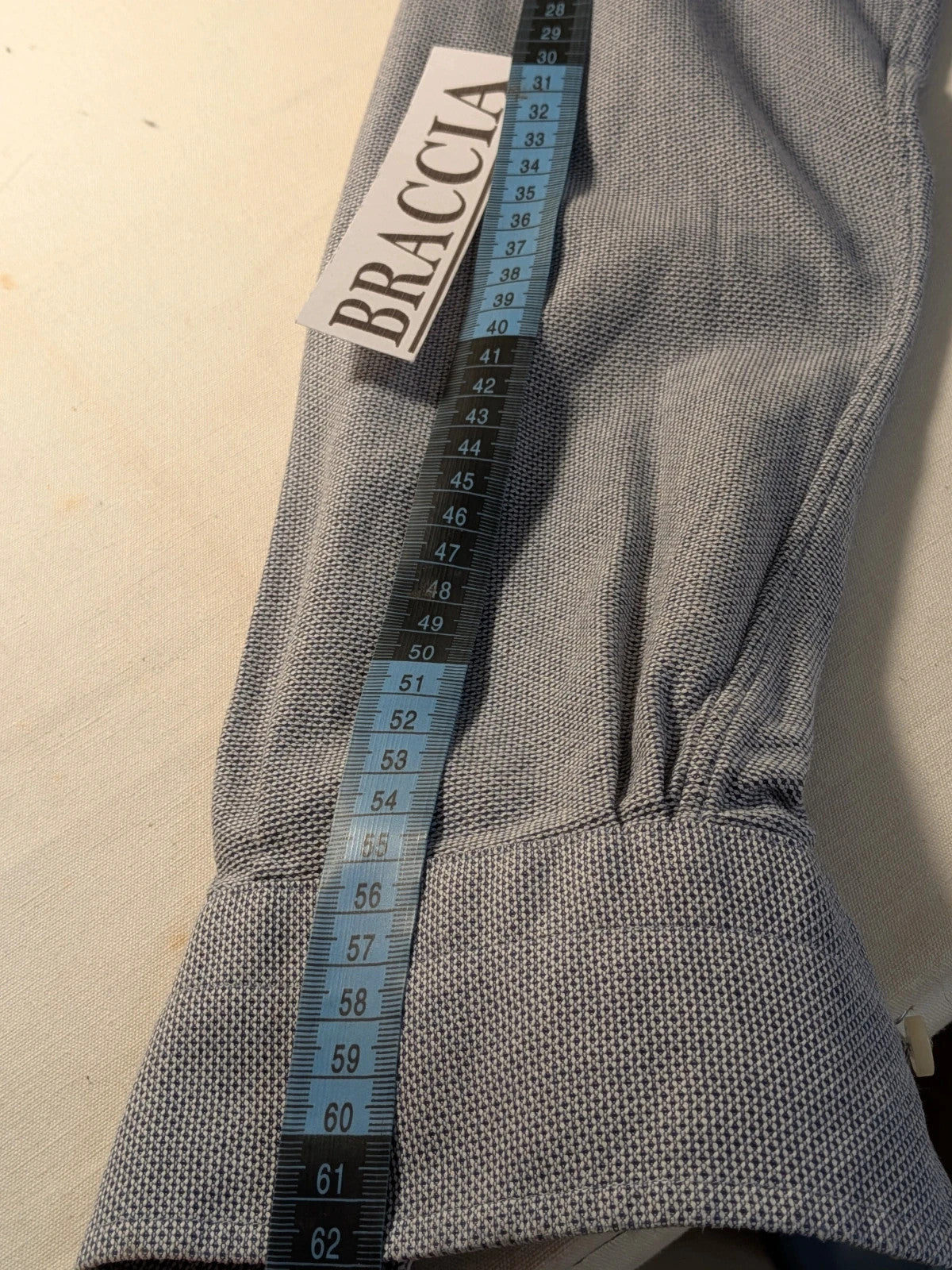 Gutteridge grey men's shirt micro-pattern 100% cotton with logo detail.