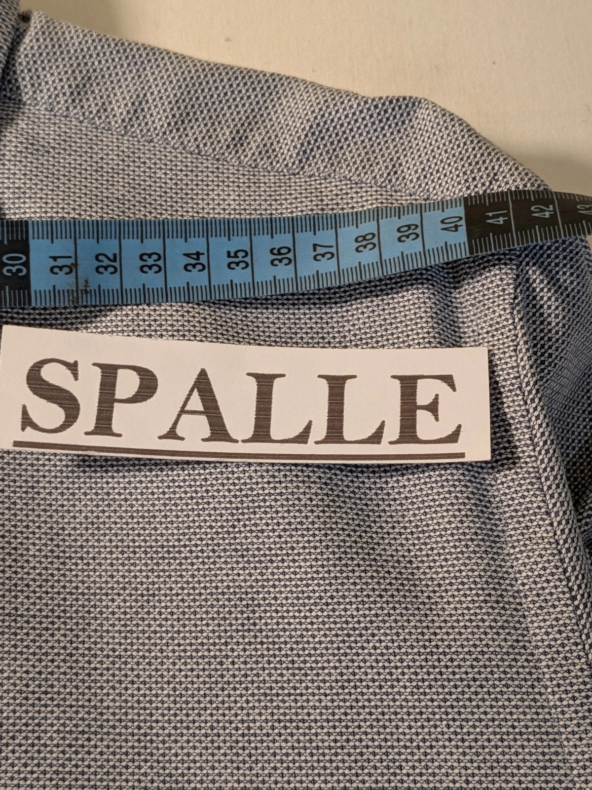 Gutteridge grey men's shirt micro-pattern 100% cotton with logo detail.