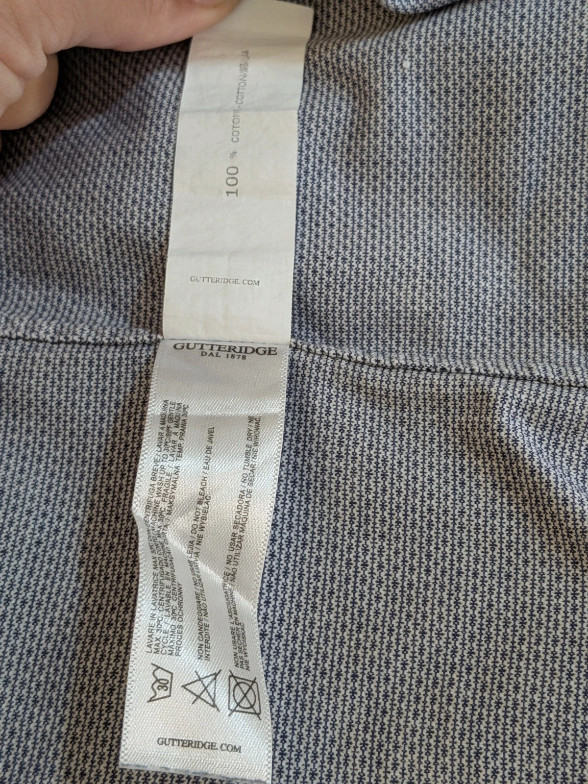 Gutteridge grey men's shirt micro-pattern 100% cotton with logo detail.