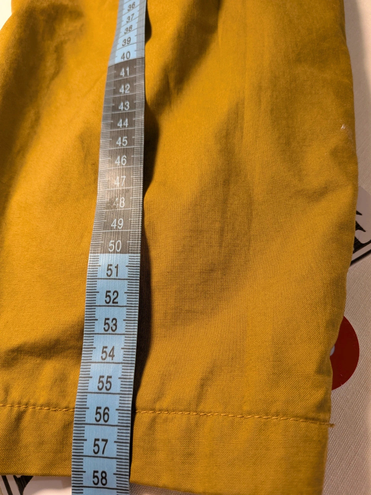 Trench yellow jacket vintage style, high-quality cotton, striped beige-green lining.