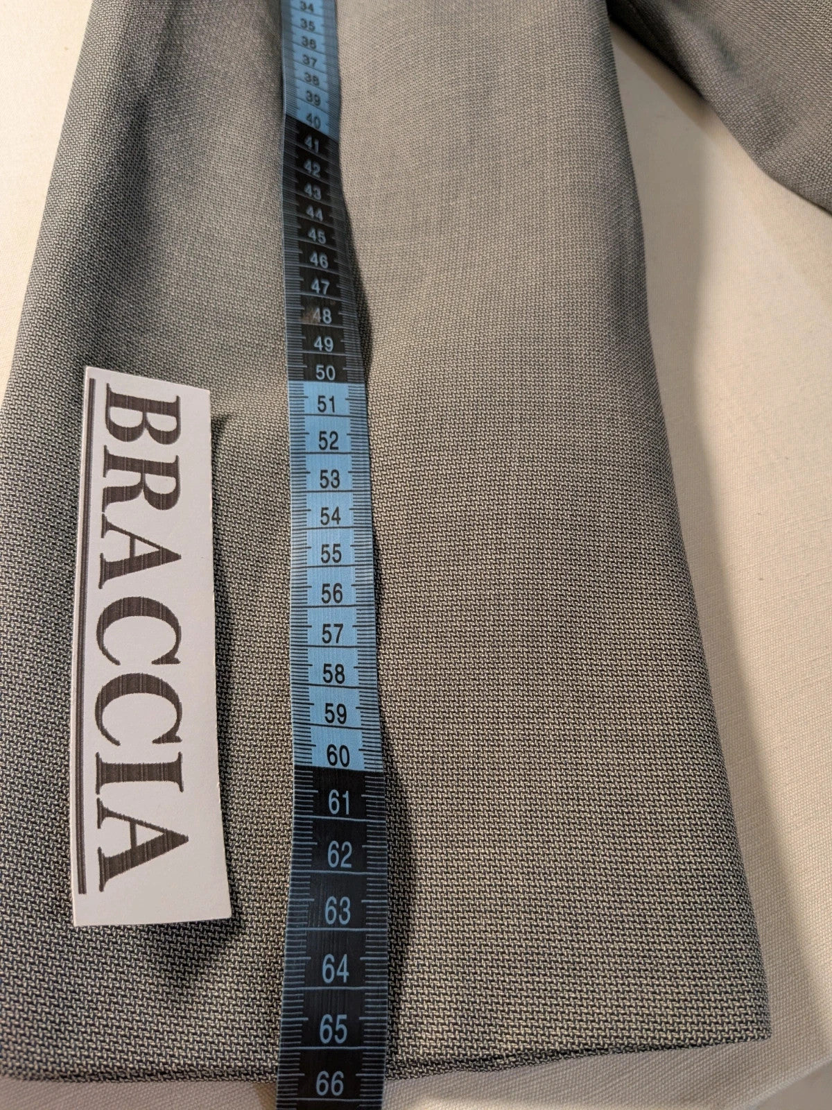 Tailleur donna vintage Ghita Milano grigio in lana e seta, giacca a tre bottoni e gonna dritta