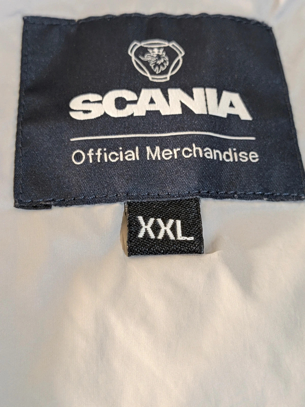 Giubbino trapuntato Scania Official Merchandise blu scuro con cappuccio e patch gommata