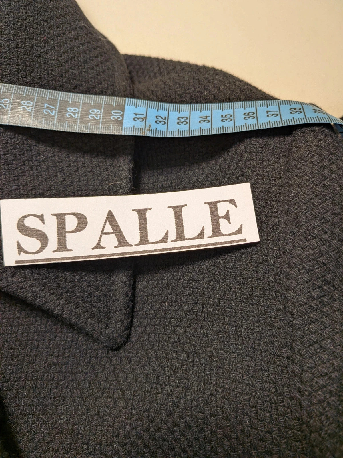 Cappotto donna Mattiolo doppiopetto nero in misto lana