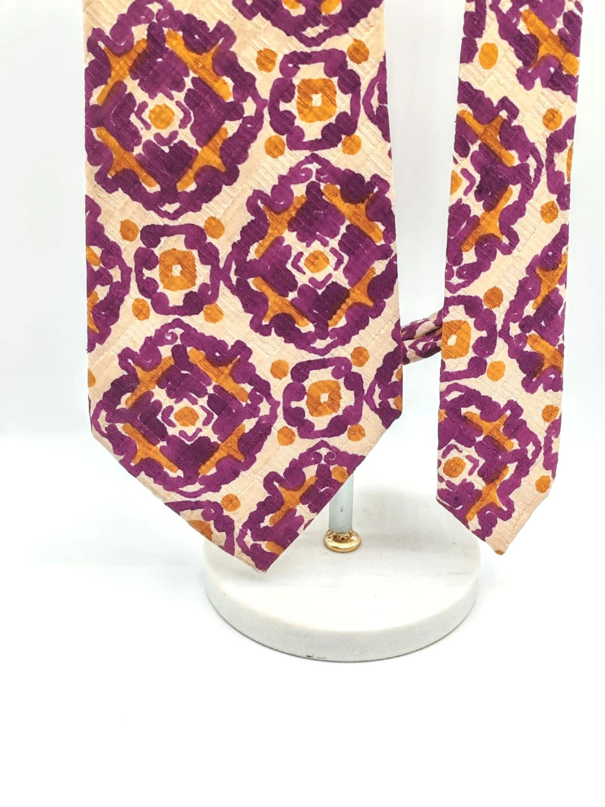 Cravatta vintage Ruffatti Torino in seta, fantasia geometrica viola e ocra