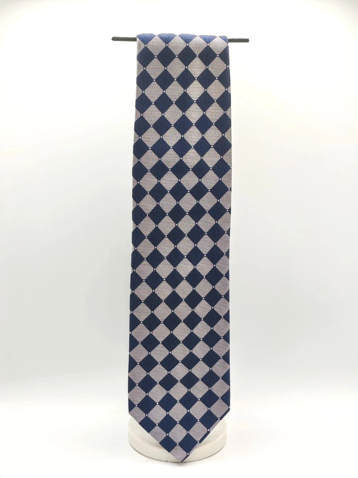 Cravatta Countess Mara in seta, fantasia geometrica blu e argento