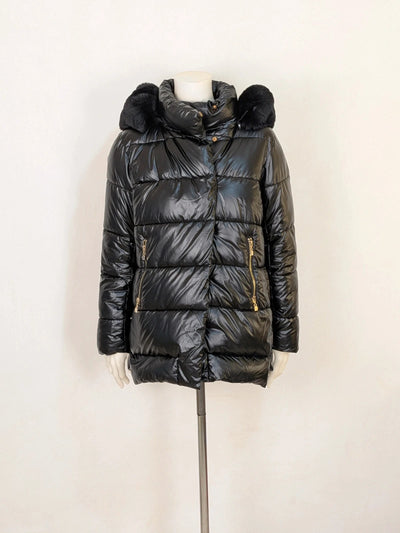 Giubbino donna Zuiki nero lucido con cappuccio in ecopelliccia - Tg. S