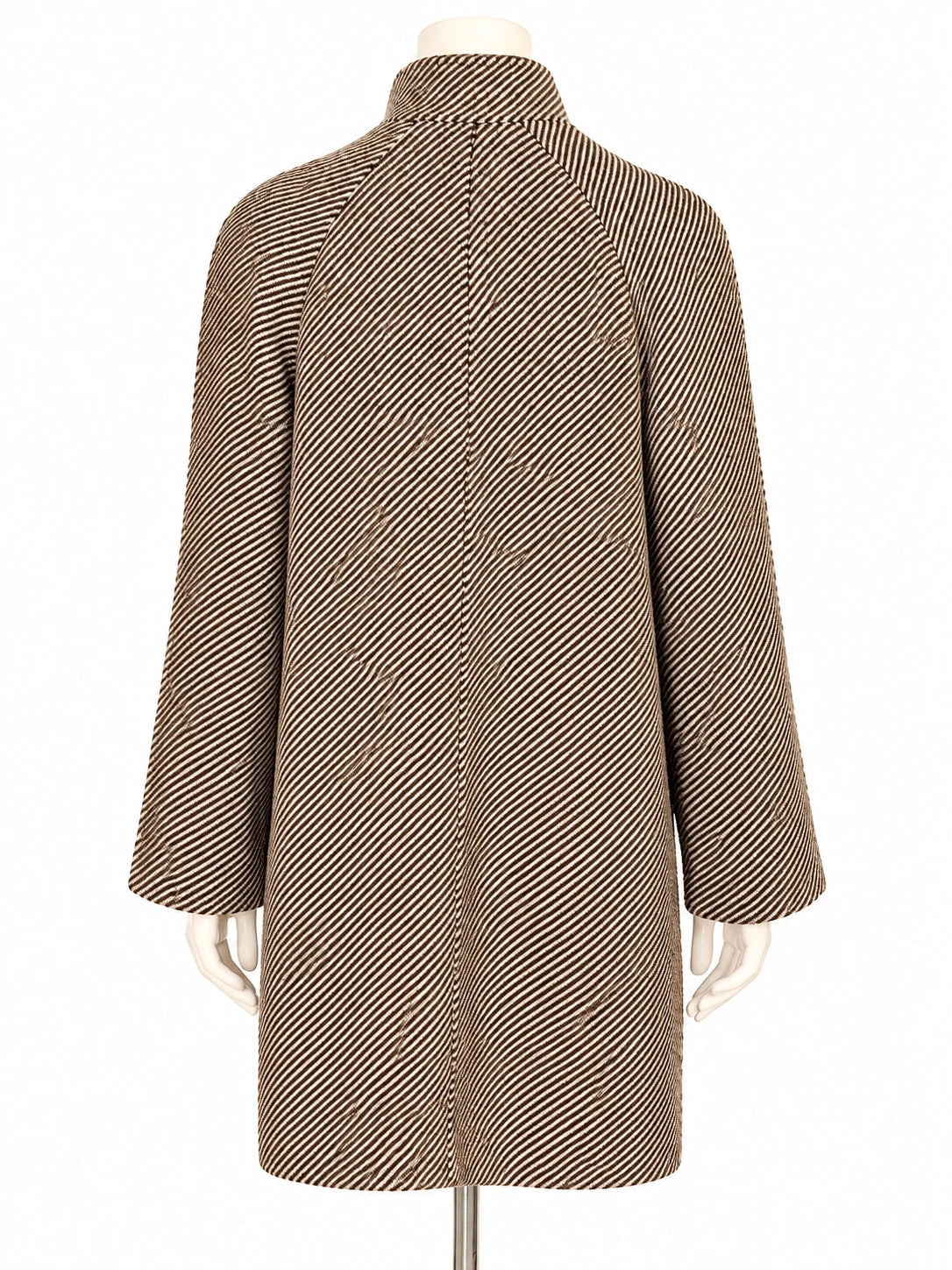 Cappotto donna vintage in alpaca a righe diagonali marrone e panna