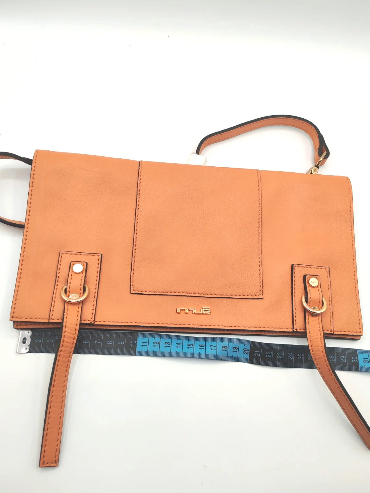 Borsa donna Innuè in vera pelle color cuoio con tracolla