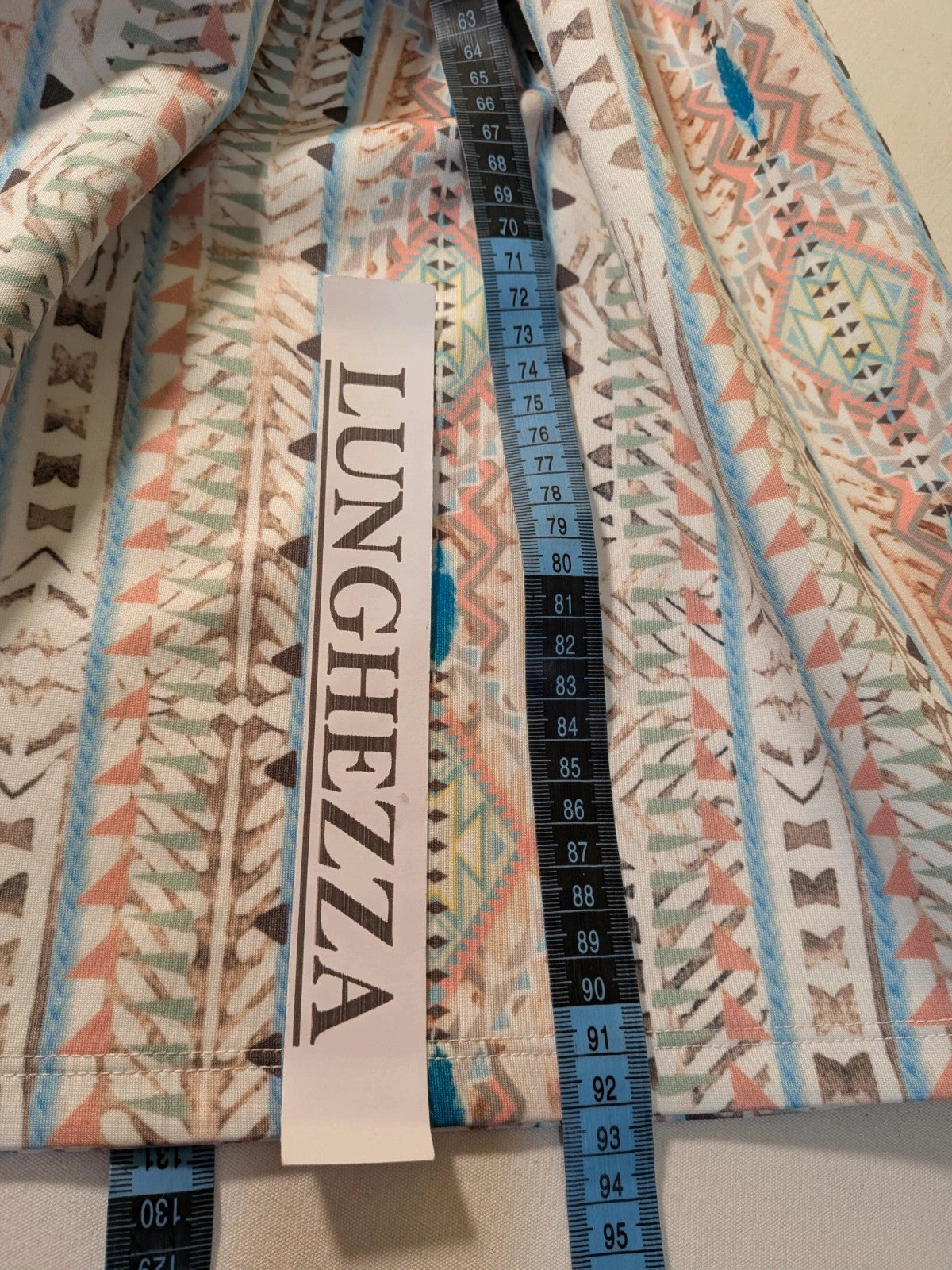 Abito donna Lascana a fantasia geometrica con gonna pieghettata