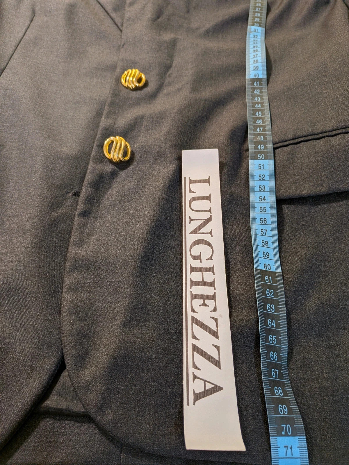 Tailleur donna vintage Cherie de Paris grigio antracite in lana, blazer con bottoni dorati e gonna tubino