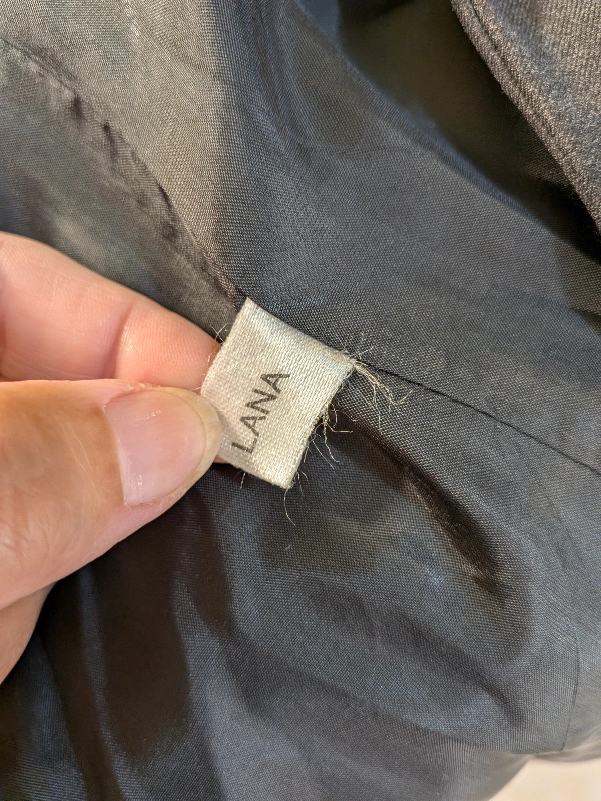 Tailleur donna vintage Cherie de Paris grigio antracite in lana, blazer con bottoni dorati e gonna tubino