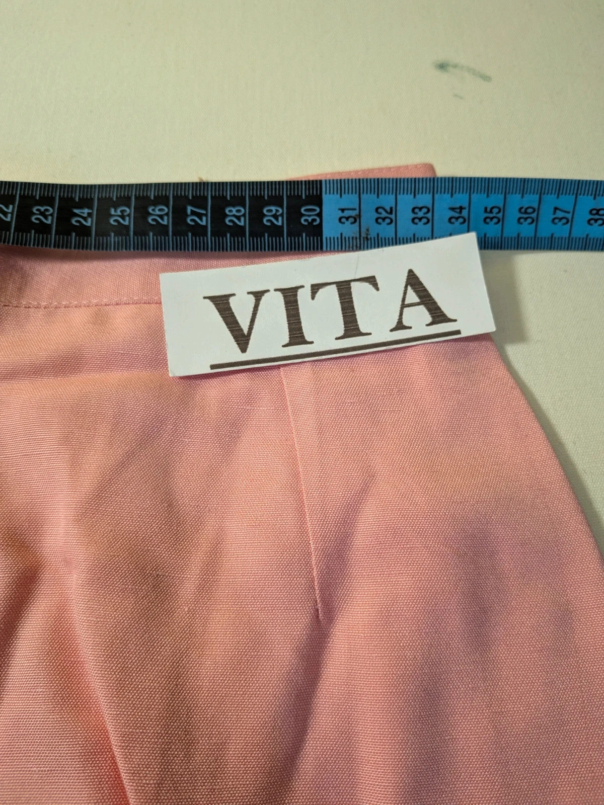 Anna Gasparri pink skirt suit, lightweight linen-silk blend, gold button details, chic vintage style.