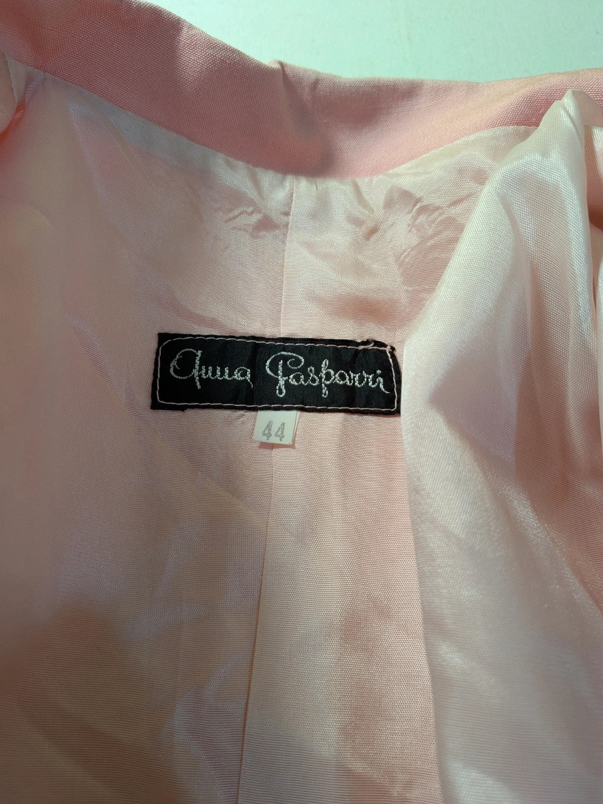 Tailleur donna vintage Anna Gasparri rosa pastello in lino e seta con bottoni dorati