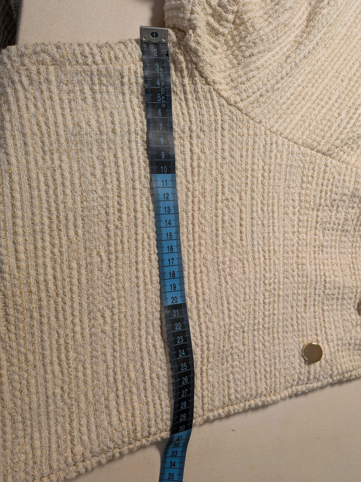 Completo donna top crop Bershka e pantalone palazzo in tweed - foto 10