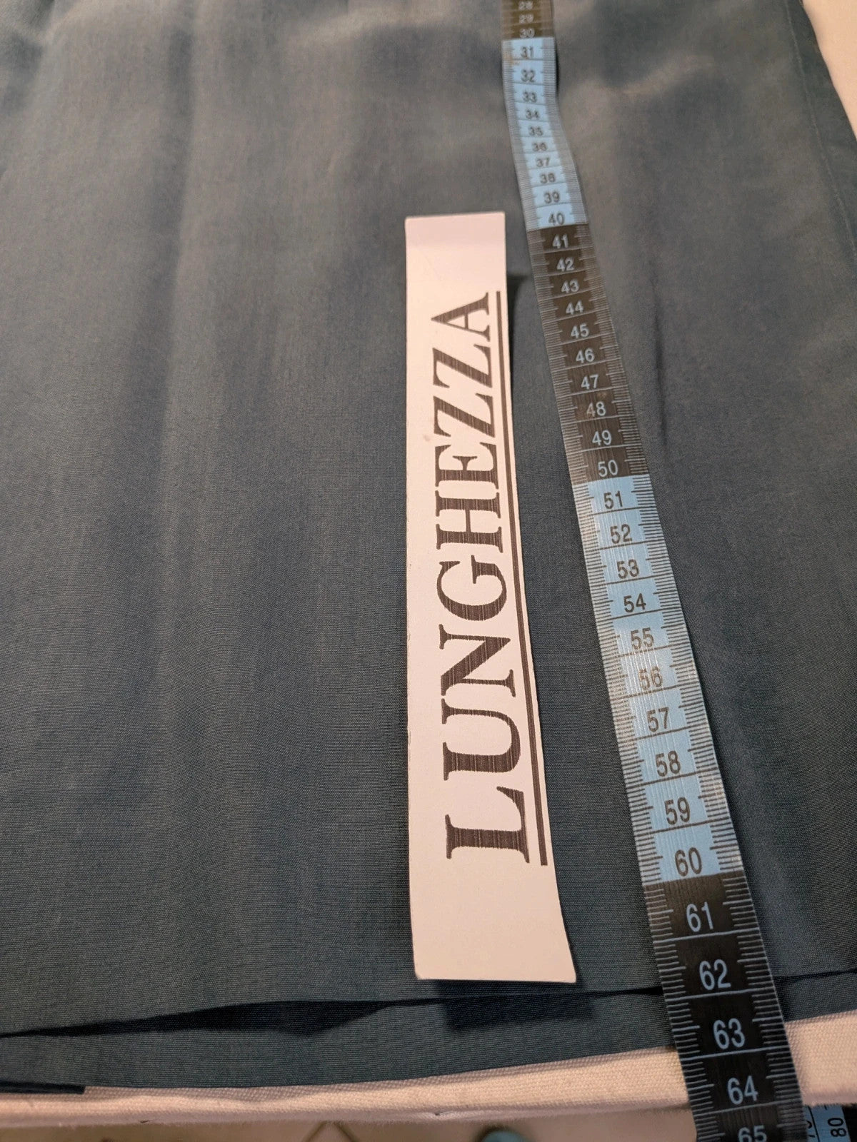 Tailleur donna grigio ottanio con giacca monopetto e gonna a tubino - foto 9