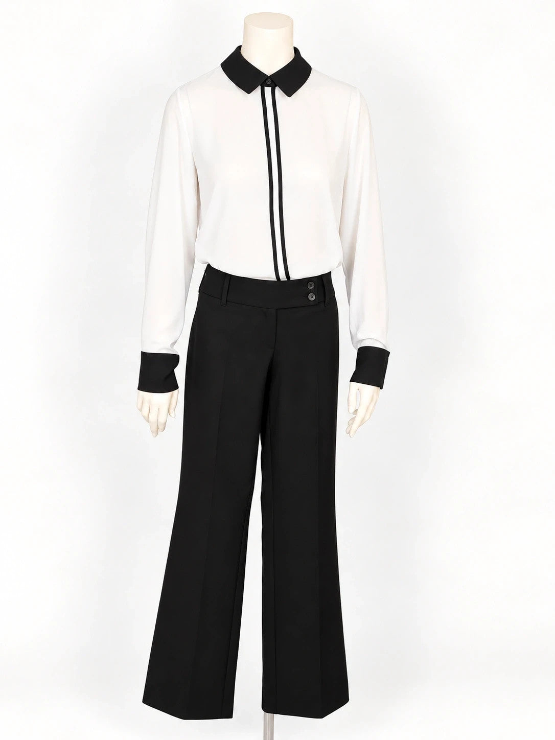 Completo donna bicolore con pantalone United Colors of Benetton nero e camicia bianco panna e nero - foto 1