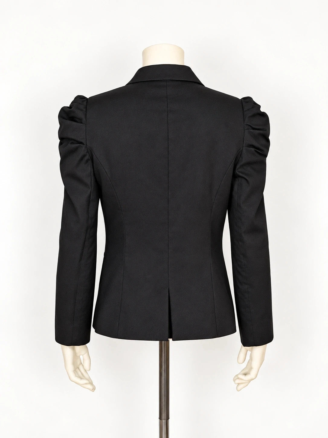 Fast Fashion Extyn black blazer with balloon sleeves and two-button closure, made in Italy.
